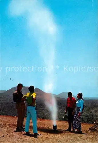 AK / Ansichtskarte Lanzarote Kanarische Inseln Geiser en la Montana de Fuego Geysir