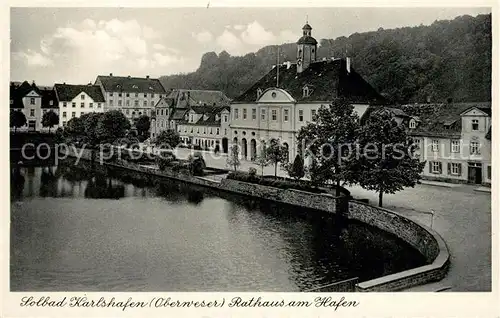 AK / Ansichtskarte Karlshafen Bad Rathaus am Hafen Kat. Bad Karlshafen