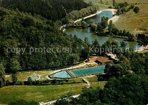 AK / Ansichtskarte Bad Gandersheim Fliegeraufnahme Schwimmbad und Terrassen Cafe am Osterbergsee Kat. Bad Gandersheim