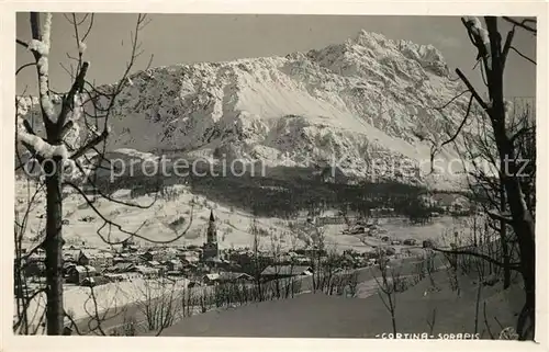 AK / Ansichtskarte Cortina d Ampezzo Winterpanorama Kirche Kat. Cortina d Ampezzo