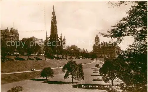 AK / Ansichtskarte Edinburgh East Princess Street Gardens Kat. Edinburgh