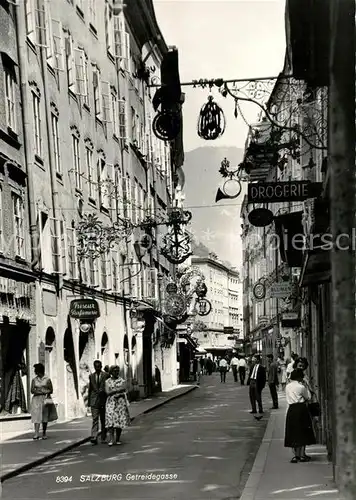 AK / Ansichtskarte Salzburg Oesterreich Getreidegasse Kat. Salzburg