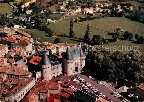 Jonzac Chateau vue aerienne Kat. Jonzac