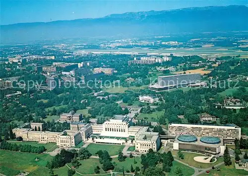 AK / Ansichtskarte Geneve GE Le palais des Nations Unies siege lONU a Geneve Vue aerienne Kat. Geneve