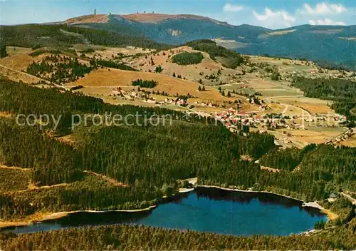 AK / Ansichtskarte Altglashuetten Fliegeraufnahme mit Windgfaellweiher Baerenral und Feldbergmassiv Kat. Feldberg (Schwarzwald)