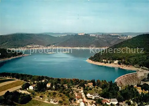 AK / Ansichtskarte Edersee Fliegeraufnahme mit Sperrmauer und Schloss Kat. Edertal