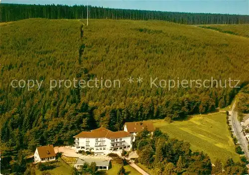 AK / Ansichtskarte Neuhaus Solling Fliegeraufnahme Parkhotel Duesterdiek Kat. Holzminden