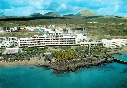 AK / Ansichtskarte Puerto del Carmen Fliegeraufnahme Hotel Los Fariones Kat. Tias Lanzarote