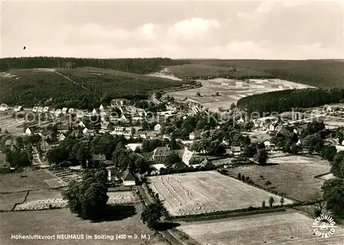 AK / Ansichtskarte Neuhaus Solling Hoehenluftkurort Fliegeraufnahme Neuhaus Solling Kat. Holzminden