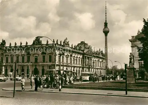 AK / Ansichtskarte Berlin Unter den Linden Museum fuer Deutsche Geschichte Fernsehturm Hauptstadt der DDR Berlin Kat. Berlin