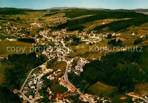 AK / Ansichtskarte Schonach Schwarzwald Fliegeraufnahme Schonach Schwarzwald Kat. Schonach im Schwarzwald