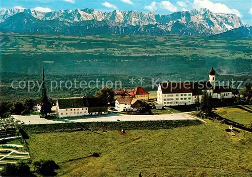 AK / Ansichtskarte Weilheim Oberbayern Blick vom Hohenpeissenberg auf Ammergebirge mit Zugspitze Wettersteingebirge Fliegeraufnahme Weilheim Oberbayern Kat. Weilheim i.OB