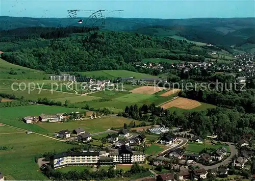 AK / Ansichtskarte Bad Berleburg Fliegeraufnahme Baumrainklinik Odeborn Klinik Bad Berleburg Kat. Bad Berleburg