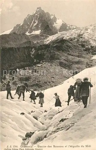 AK / Ansichtskarte Chamonix Glacier des Bossons et lAiguille du Midi Chamonix Kat. Chamonix Mont Blanc