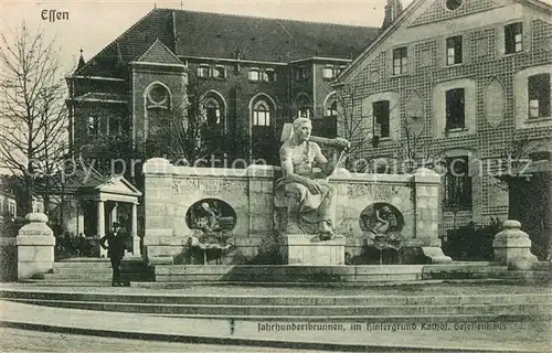 AK / Ansichtskarte Essen_Ruhr Jahrhundertbrunnen mit Kath Gesellenhaus Essen_Ruhr