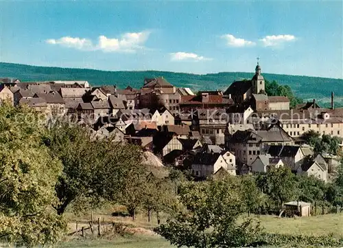 AK / Ansichtskarte Hoehr Grenzhausen Ortsansicht mit Kirche Hoehr Grenzhausen