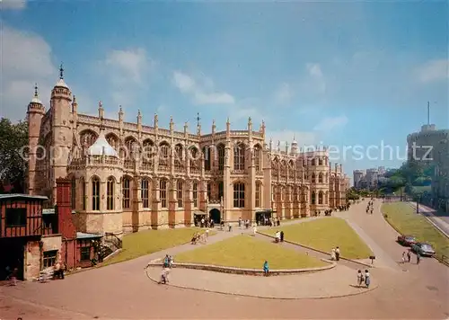 AK / Ansichtskarte Windsor_Castle St George s Chapel and Round Tower south view Windsor_Castle