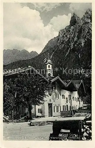 AK / Ansichtskarte Mittenwald_Bayern Strassenpartie mit Viererspitze Karwendelgebirge Mittenwald Bayern