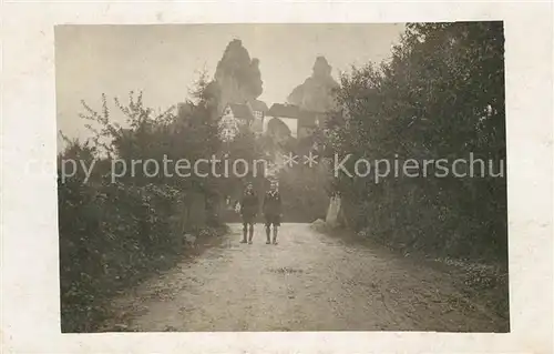 AK / Ansichtskarte Tuechersfeld Teilansicht mit Felsen Junge Maenner Tuechersfeld