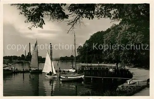 AK / Ansichtskarte Neustadt_Holstein Seepromenade Hafen Neustadt_Holstein