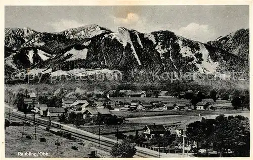 AK / Ansichtskarte Raubling Gesamtansicht mit Alpenpanorama Eisenbahn Raubling