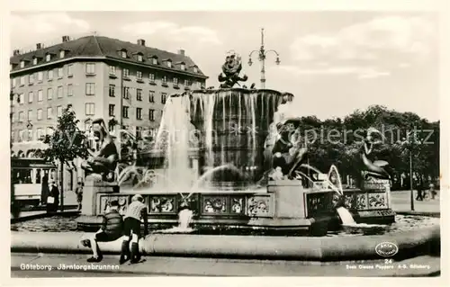 AK / Ansichtskarte Goeteborg Jaerntorgsbrunnen Goeteborg