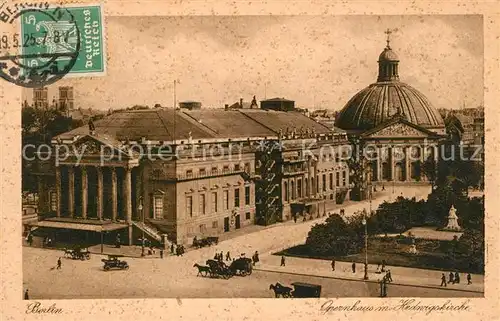 AK / Ansichtskarte Berlin Opernhaus mit Hedwigskirche Berlin