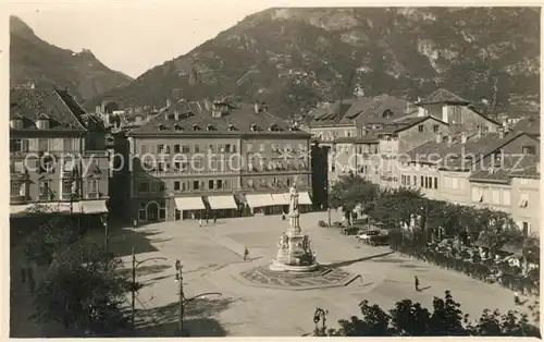 AK / Ansichtskarte Bozen_Suedtirol Walterplatz Bozen Suedtirol