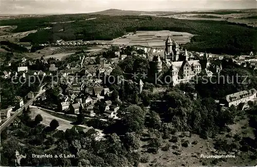 AK / Ansichtskarte Braunfels Schloss Fliegeraufnahme Braunfels