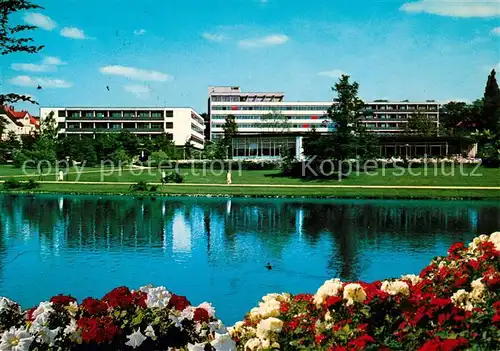 AK / Ansichtskarte Bad_Salzuflen Kurparksee Klinik Lipperland Bad_Salzuflen