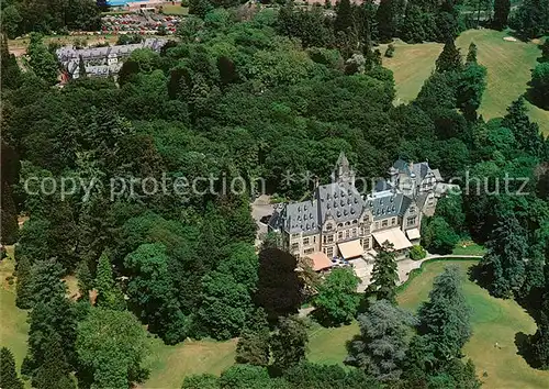 AK / Ansichtskarte Kronberg_Taunus Schloss Friedrichshof Fliegeraufnahme Kronberg Taunus