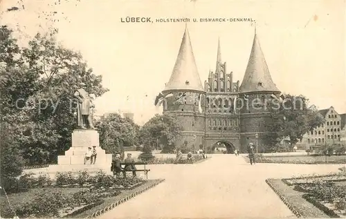 AK / Ansichtskarte Luebeck Holstentor und Bismarck Denkmal Luebeck