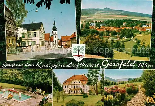 AK / Ansichtskarte Gersfeld_Rhoen Strassenpartie Panorama Wassertretanlage Kurhaus Park Gersfeld Rhoen