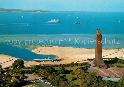 AK / Ansichtskarte Laboe Marine Ehrenmal mit U995 Fliegeraufnahme Laboe