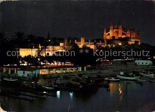 AK / Ansichtskarte Palma_de_Mallorca Vista nocturna del puerto de pescadores Catedral Palma_de_Mallorca