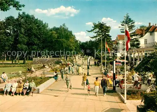 AK / Ansichtskarte Timmendorfer_Strand Kurpromenade Timmendorfer_Strand