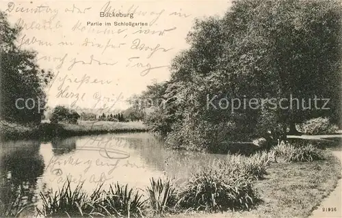 AK / Ansichtskarte Bueckeburg Partie im Schlossgarten Bueckeburg