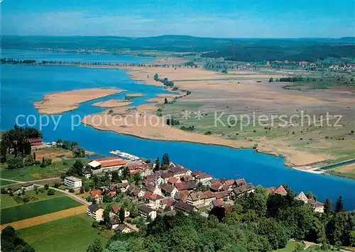 AK / Ansichtskarte Gottlieben mit Rhein und Untersee Fliegeraufnahme Gottlieben