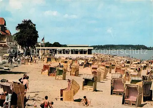 AK / Ansichtskarte Niendorf_Ostseebad Strand Haus des Kurgastes Niendorf_Ostseebad