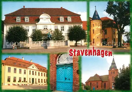 AK / Ansichtskarte Stavenhagen Stadtkirche Schloss Rathaus Reuter Denkmal Stavenhagen