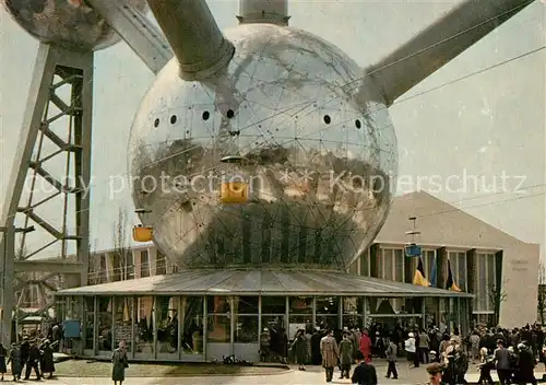 AK / Ansichtskarte Bruessel_Bruxelles Atomium Sphere de base et hall d accueil Untere Kugel und Empfangshalle Bruessel_Bruxelles