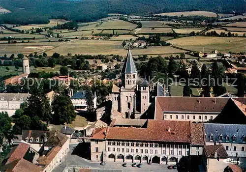 AK / Ansichtskarte Cluny Fliegeraufnahme Abbaye  Cluny