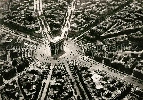 AK / Ansichtskarte Paris Fliegeraufnahme Arc de Triomphe et place de l`Etoile Paris