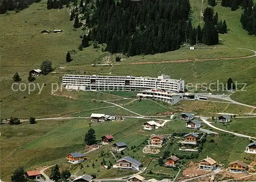 AK / Ansichtskarte Leysin Hotel Reine Fabiola Fliegeraufnahme Leysin