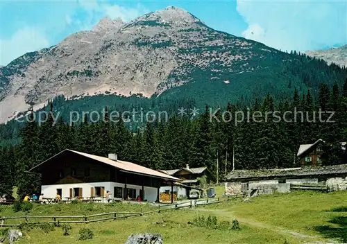 AK / Ansichtskarte Leutasch Tilfuss Alm mit Ganghofer Haus im Gaistal Leutasch