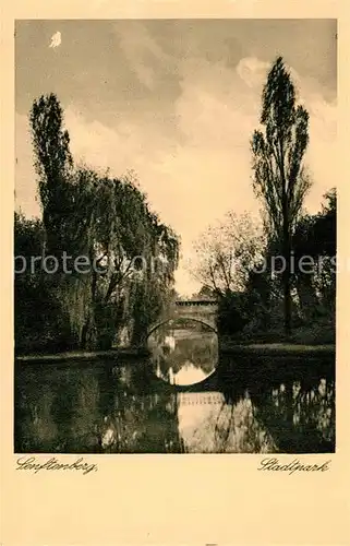 AK / Ansichtskarte Senftenberg_Niederlausitz Stadtpark Senftenberg_Niederlausitz