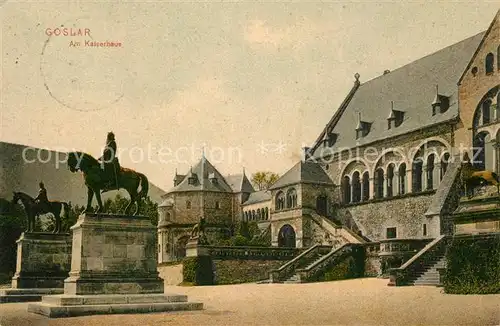 AK / Ansichtskarte Goslar Am Kaiserhaus Reiterstandbild Goslar