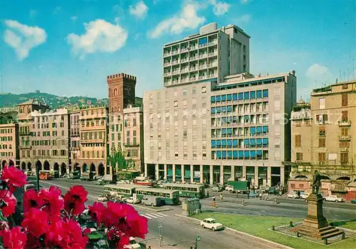 AK / Ansichtskarte Genova_Genua_Liguria Piazza Caricamento e Monumento a Raffaele Rubattino Genova_Genua_Liguria