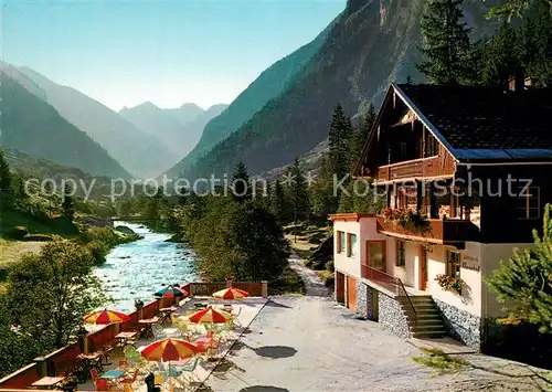 AK / Ansichtskarte Zillergrund Alpengasthaus Klaushof Terrasse Zillergrund