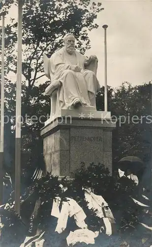 AK / Ansichtskarte Muenchen Denkmal Pettenkofer Muenchen